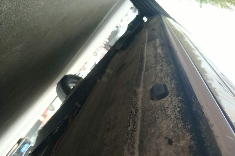 Used Dongfeng NAMMI EX1 2023 PRO Light Wind Edition Lightning Model Right Side Sill