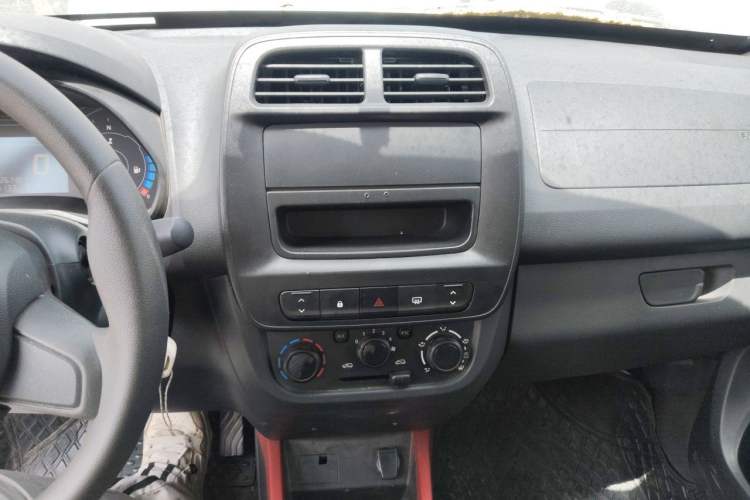 Used Dongfeng NAMMI EX1 2023 PRO Light Wind Edition Lightning Model Audio And AC Panel