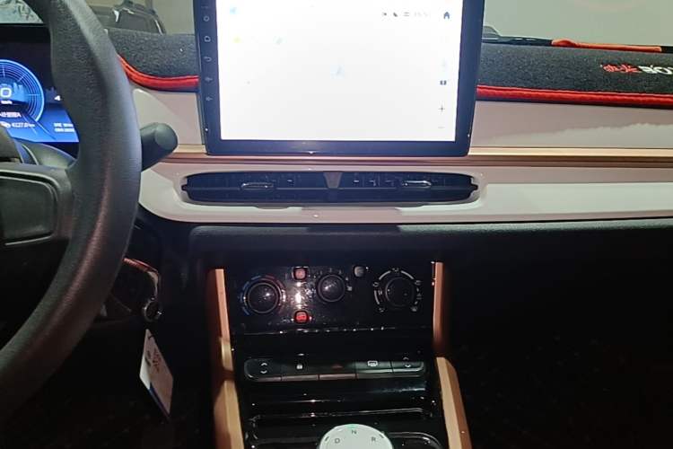 Used Dongfeng NAMMI EX1 2023 PRO Light Wind Edition Lightning Model Audio And AC Panel