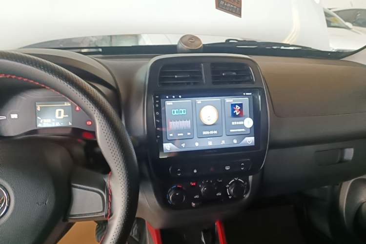 Used Dongfeng NAMMI EX1 2023 PRO Light Wind Edition Lightning Model Audio And AC Panel