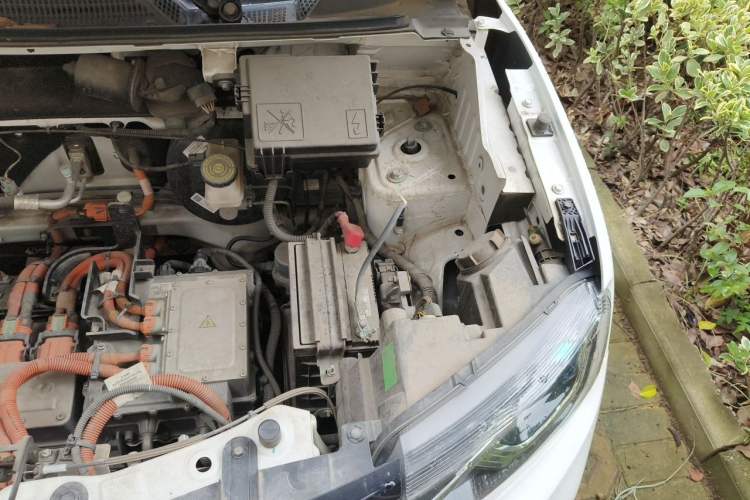 Used Dongfeng NAMMI EX1 2023 PRO Light Wind Edition Lightning Model Engine Bay Left