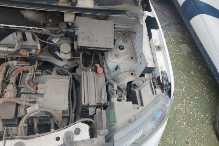 Used Dongfeng NAMMI EX1 2023 PRO Light Wind Edition Lightning Model Engine Bay Left
