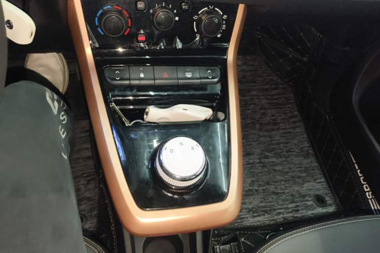 Used Dongfeng NAMMI EX1 2023 PRO Light Wind Edition Lightning Model Gear Lever