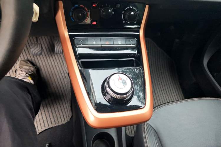 Used Dongfeng NAMMI EX1 2023 PRO Light Wind Edition Lightning Model Gear Lever