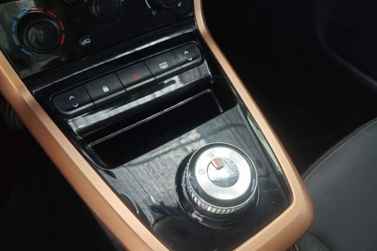 Used Dongfeng NAMMI EX1 2023 PRO Light Wind Edition Lightning Model Gear Lever