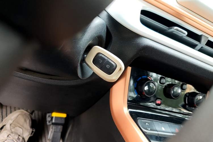 Used Dongfeng NAMMI EX1 2023 PRO Light Wind Edition Lightning Model Interior 1