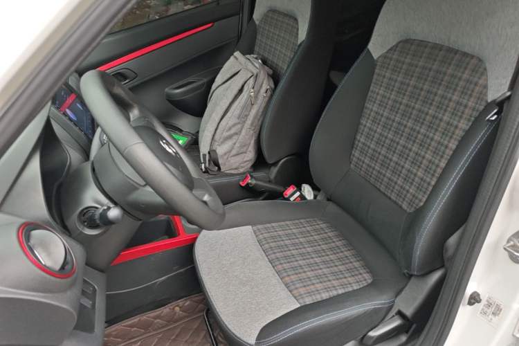 Used Dongfeng NAMMI EX1 2023 PRO Light Wind Edition Lightning Model Left Front Seat