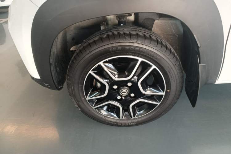 Used Dongfeng NAMMI EX1 2023 PRO Light Wind Edition Lightning Model Left Front Wheel Hub