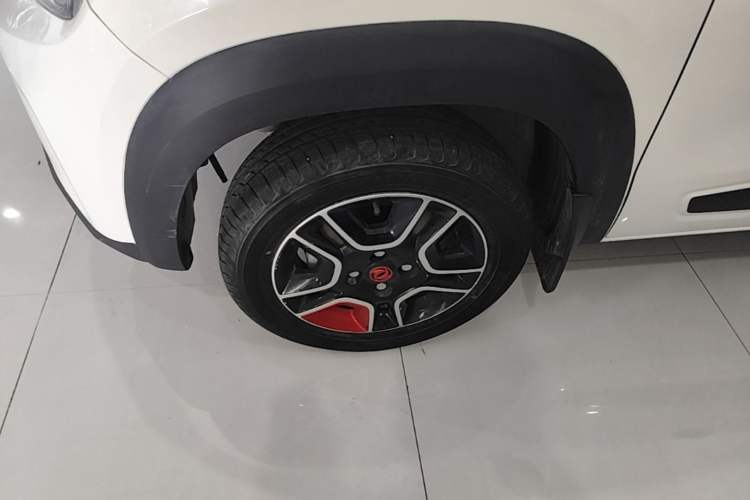 Used Dongfeng NAMMI EX1 2023 PRO Light Wind Edition Lightning Model Left Front Wheel Hub