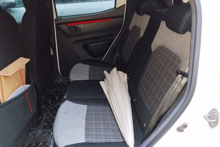 Used Dongfeng NAMMI EX1 2023 PRO Light Wind Edition Lightning Model Left Rear Seat