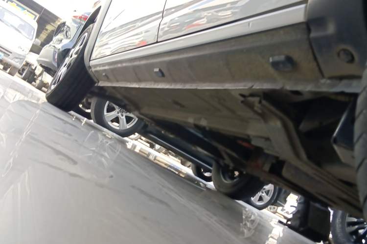 Used Dongfeng NAMMI EX1 2023 PRO Light Wind Edition Lightning Model Left Side Sill