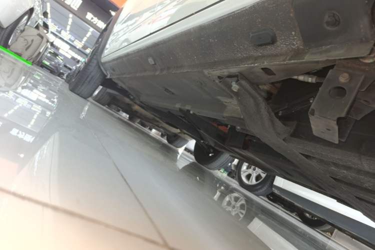 Used Dongfeng NAMMI EX1 2023 PRO Light Wind Edition Lightning Model Left Side Sill