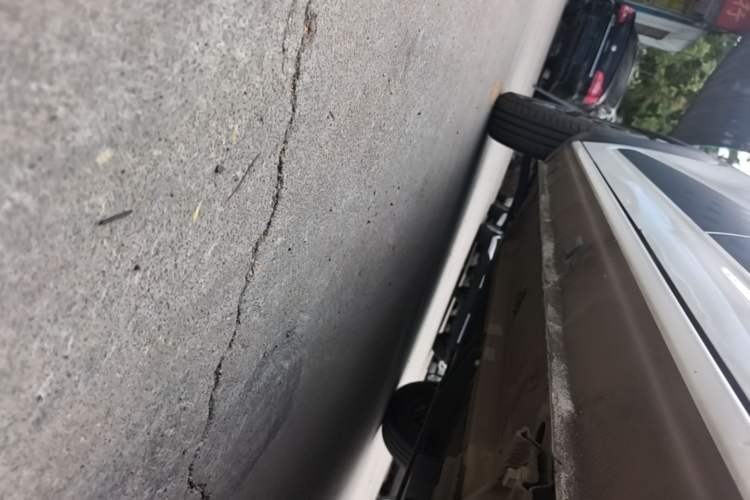 Used Dongfeng NAMMI EX1 2023 PRO Light Wind Edition Lightning Model Left Side Sill