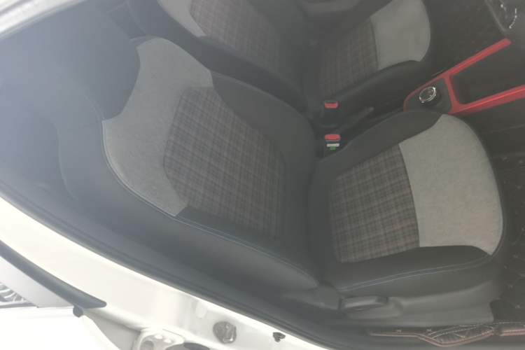 Used Dongfeng NAMMI EX1 2023 PRO Light Wind Edition Lightning Model Right Front Seat