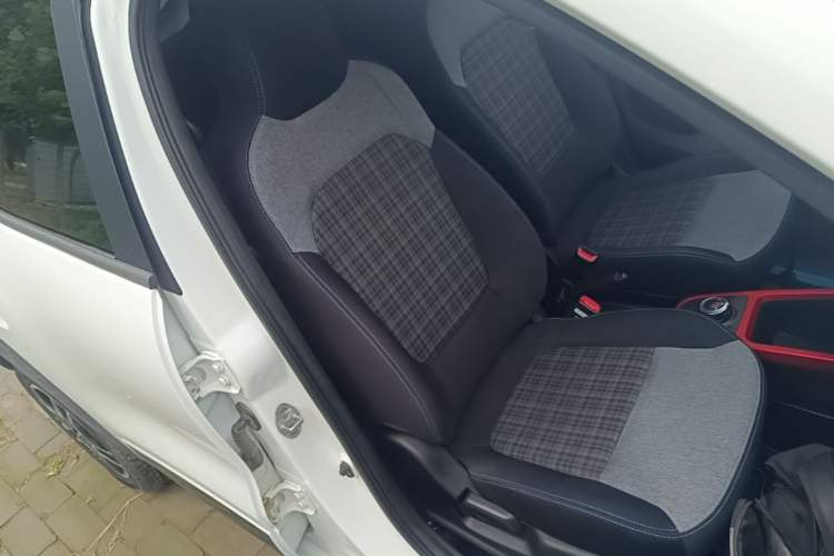 Used Dongfeng NAMMI EX1 2023 PRO Light Wind Edition Lightning Model Right Front Seat