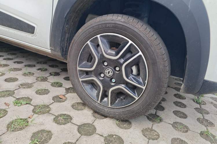 Used Dongfeng NAMMI EX1 2023 PRO Light Wind Edition Lightning Model Right Front Wheel Hub