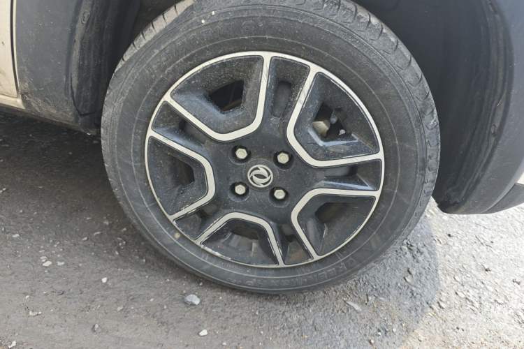 Used Dongfeng NAMMI EX1 2023 PRO Light Wind Edition Lightning Model Right Front Wheel Hub