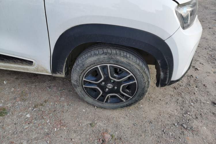 Used Dongfeng NAMMI EX1 2023 PRO Light Wind Edition Lightning Model Right Front Wheel Hub