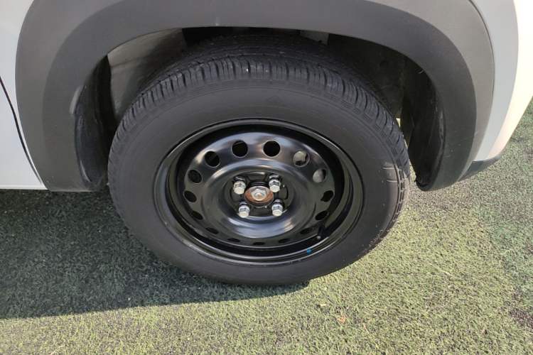 Used Dongfeng NAMMI EX1 2023 PRO Light Wind Edition Lightning Model Right Front Wheel Hub