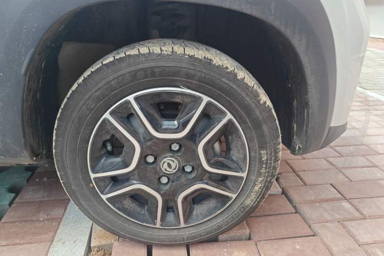 Used Dongfeng NAMMI EX1 2023 PRO Light Wind Edition Lightning Model Right Front Wheel Hub