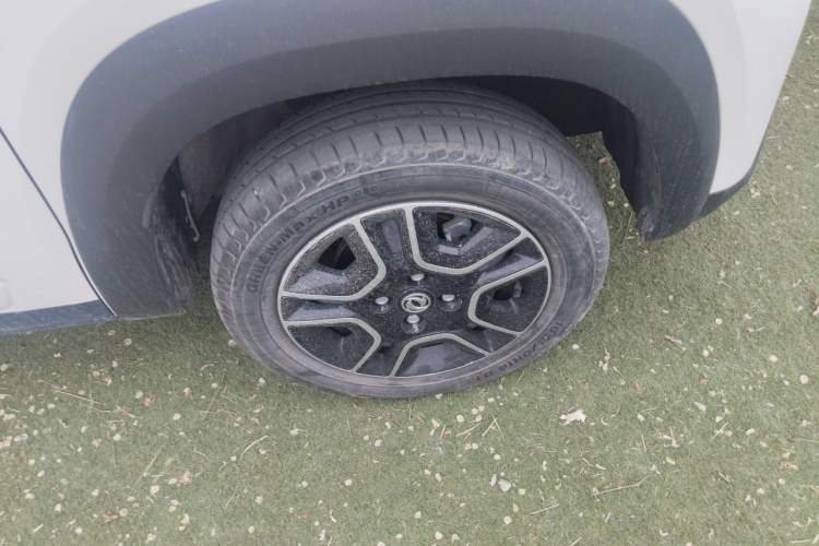 Used Dongfeng NAMMI EX1 2023 PRO Light Wind Edition Lightning Model Right Front Wheel Hub
