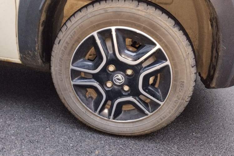 Used Dongfeng NAMMI EX1 2023 PRO Light Wind Edition Lightning Model Right Front Wheel Hub