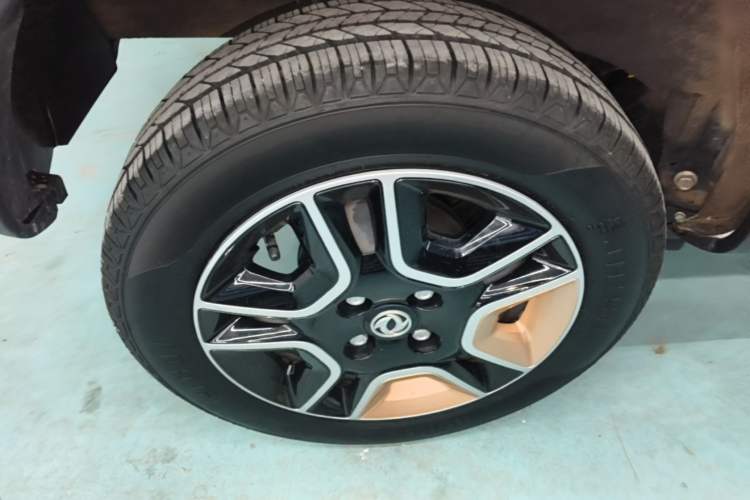 Used Dongfeng NAMMI EX1 2023 PRO Light Wind Edition Lightning Model Right Rear Wheel Hub