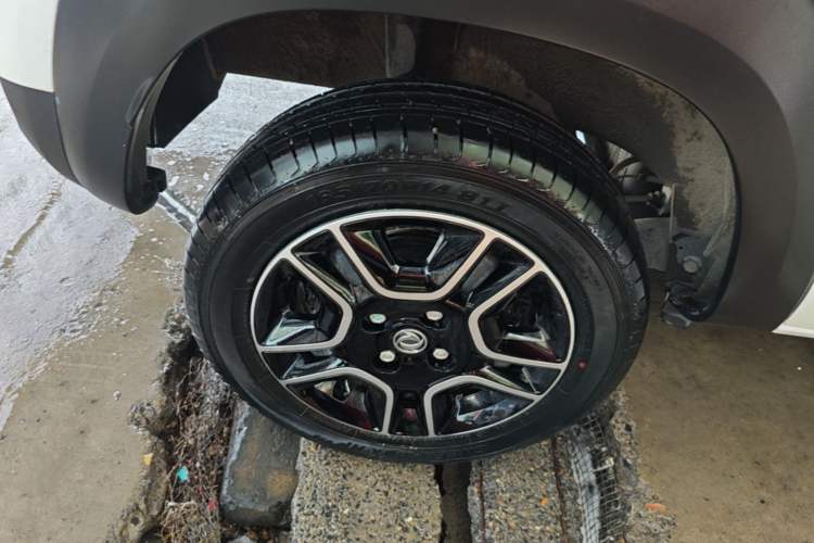 Used Dongfeng NAMMI EX1 2023 PRO Light Wind Edition Lightning Model Right Rear Wheel Hub