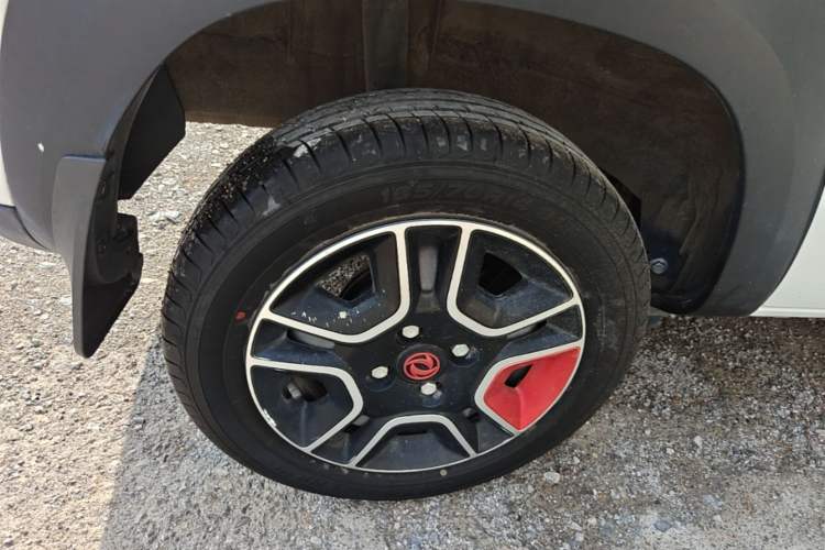 Used Dongfeng NAMMI EX1 2023 PRO Light Wind Edition Lightning Model Right Rear Wheel Hub