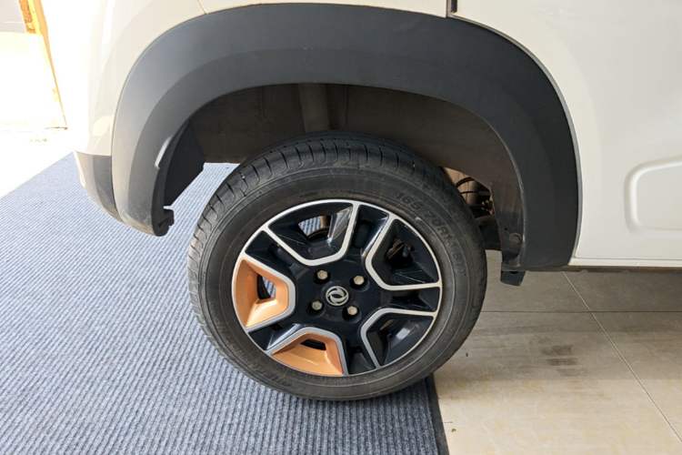 Used Dongfeng NAMMI EX1 2023 PRO Light Wind Edition Lightning Model Right Rear Wheel Hub