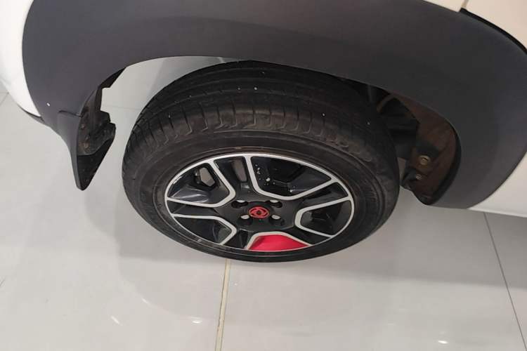 Used Dongfeng NAMMI EX1 2023 PRO Light Wind Edition Lightning Model Right Rear Wheel Hub