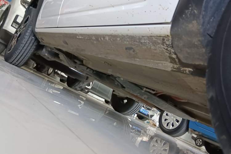 Used Dongfeng NAMMI EX1 2023 PRO Light Wind Edition Lightning Model Right Side Sill