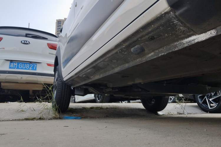 Used Dongfeng NAMMI EX1 2023 PRO Light Wind Edition Lightning Model Right Side Sill