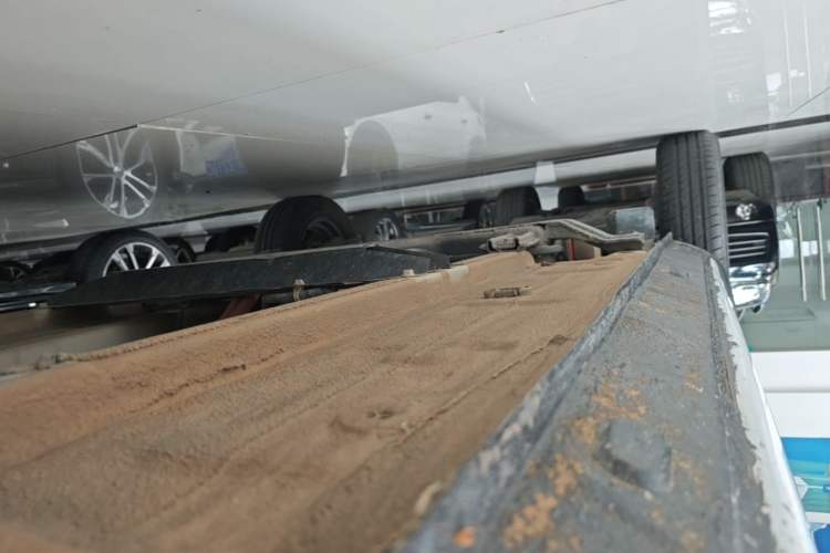Used Dongfeng NAMMI EX1 2023 PRO Light Wind Edition Lightning Model Right Side Sill