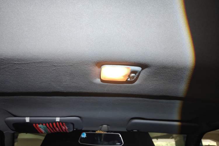 Used Dongfeng Oting 2007 2.4L Manual Two-Wheel Drive Luxury Edition Headliner
