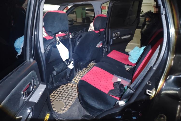 Used Dongfeng Oting 2007 2.4L Manual Two-Wheel Drive Luxury Edition Left Rear Seat