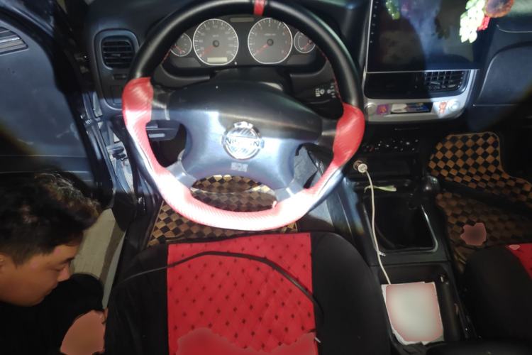 Used Dongfeng Oting 2007 2.4L Manual Two-Wheel Drive Luxury Edition Steering Wheel
