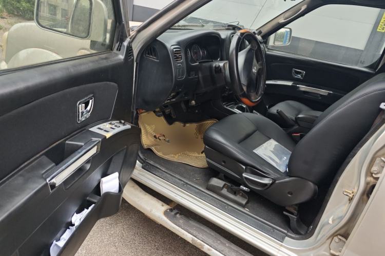 Used Dongfeng Oting 2007 2.4L Manual Two-Wheel Drive Luxury Edition Driver Seat