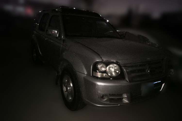 Used Dongfeng Oting 2007 2.4L Automatic Two-Wheel Drive Luxury Edition Front Right 45 Deg
