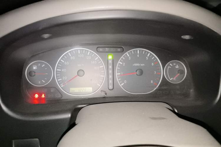 Used Dongfeng Oting 2007 2.4L Automatic Two-Wheel Drive Luxury Edition Instrument Cluster