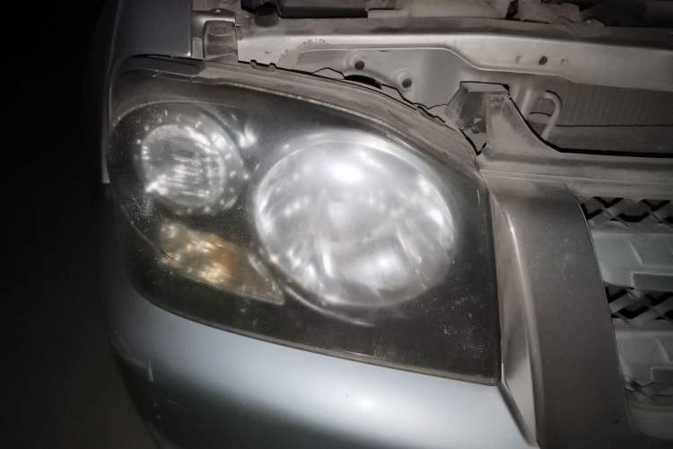 Used Dongfeng Oting 2007 2.4L Automatic Two-Wheel Drive Luxury Edition Right Front Headlight