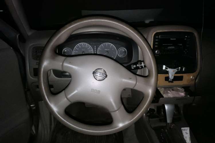 Used Dongfeng Oting 2007 2.4L Automatic Two-Wheel Drive Luxury Edition Steering Wheel