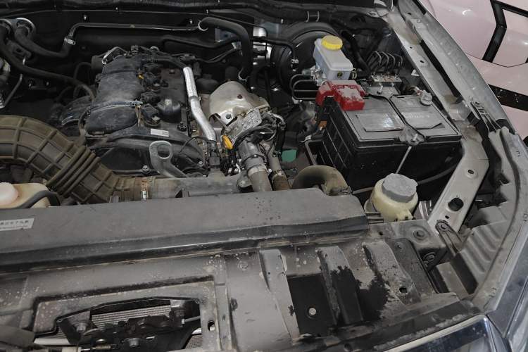 Used Dongfeng Palazzo 2021 1.8T Manual Two-Wheel Drive Elite Edition Engine Bay Left