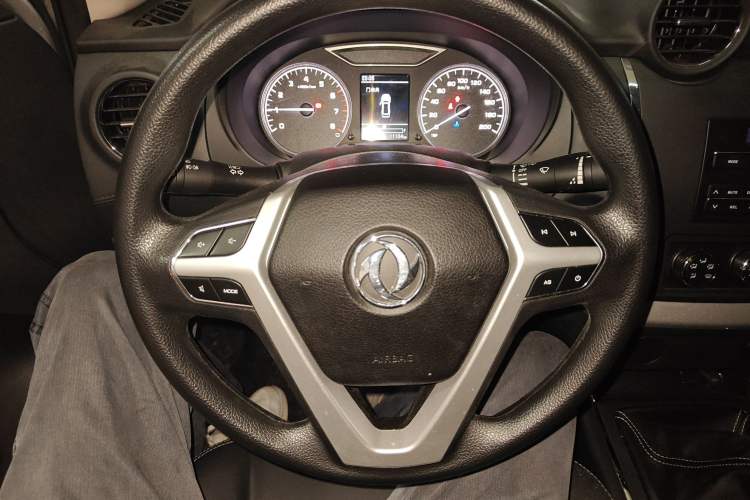 Used Dongfeng Palazzo 2021 1.8T Manual Two-Wheel Drive Elite Edition Steering Wheel