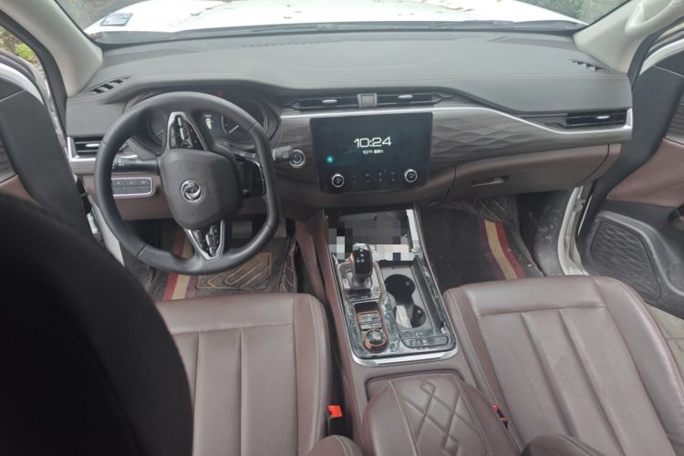 Used Dongfeng Palazzo 2022 2.0T Automatic All-Wheel Drive Zunya Trim Center Console