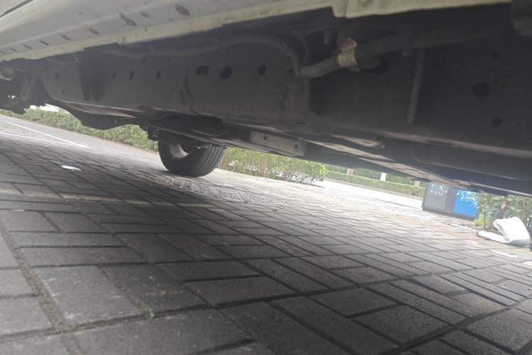 Used Dongfeng Palazzo 2022 2.0T Automatic All-Wheel Drive Zunya Trim Chassis Front Right