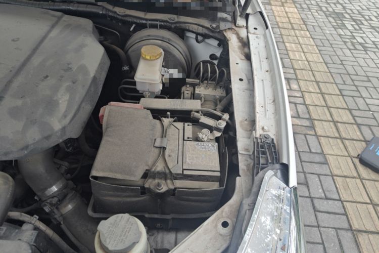 Used Dongfeng Palazzo 2022 2.0T Automatic All-Wheel Drive Zunya Trim Engine Bay Left
