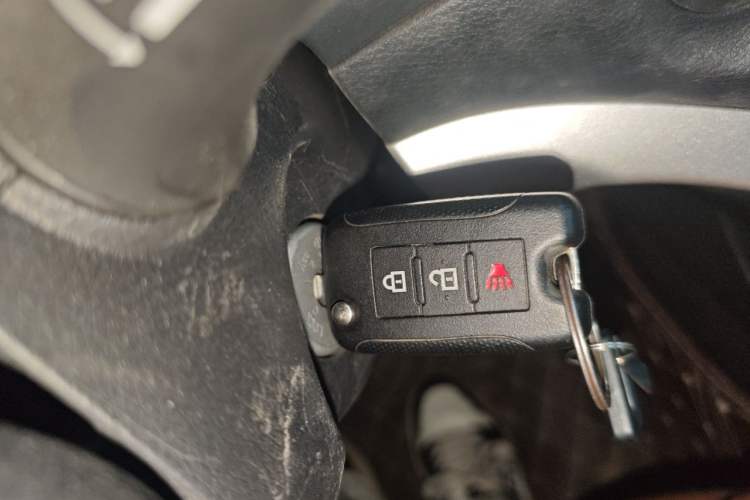 Used Dongfeng Palazzo 2021 1.8T Manual 4x4 Elite Edition Vehicle Key