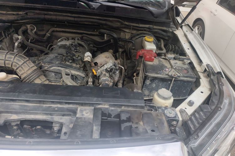 Used Dongfeng Palazzo 2021 1.8T Manual 4x4 Elite Edition Engine Bay Left