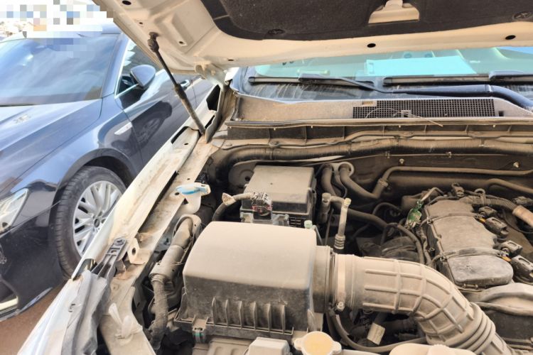Used Dongfeng Palazzo 2021 1.8T Manual Two-Wheel Drive Elite Edition Engine Bay Right